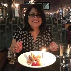 Meet your Posher, Stella